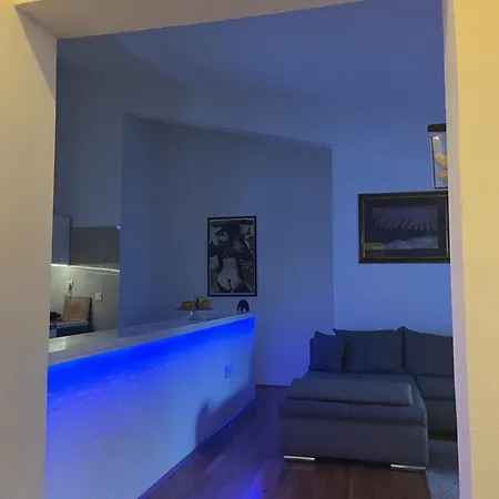 Galery マカルスカ