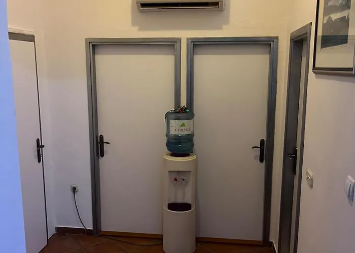 דירה Galery מאקרסקה